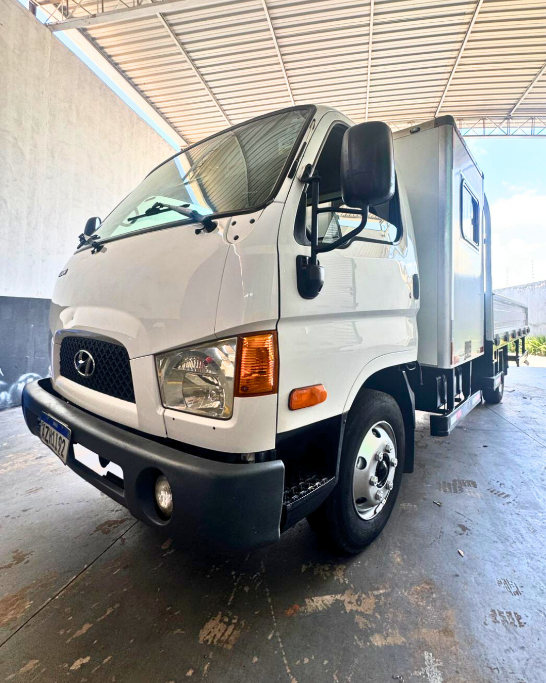 Hyundai HD78 Carroceria